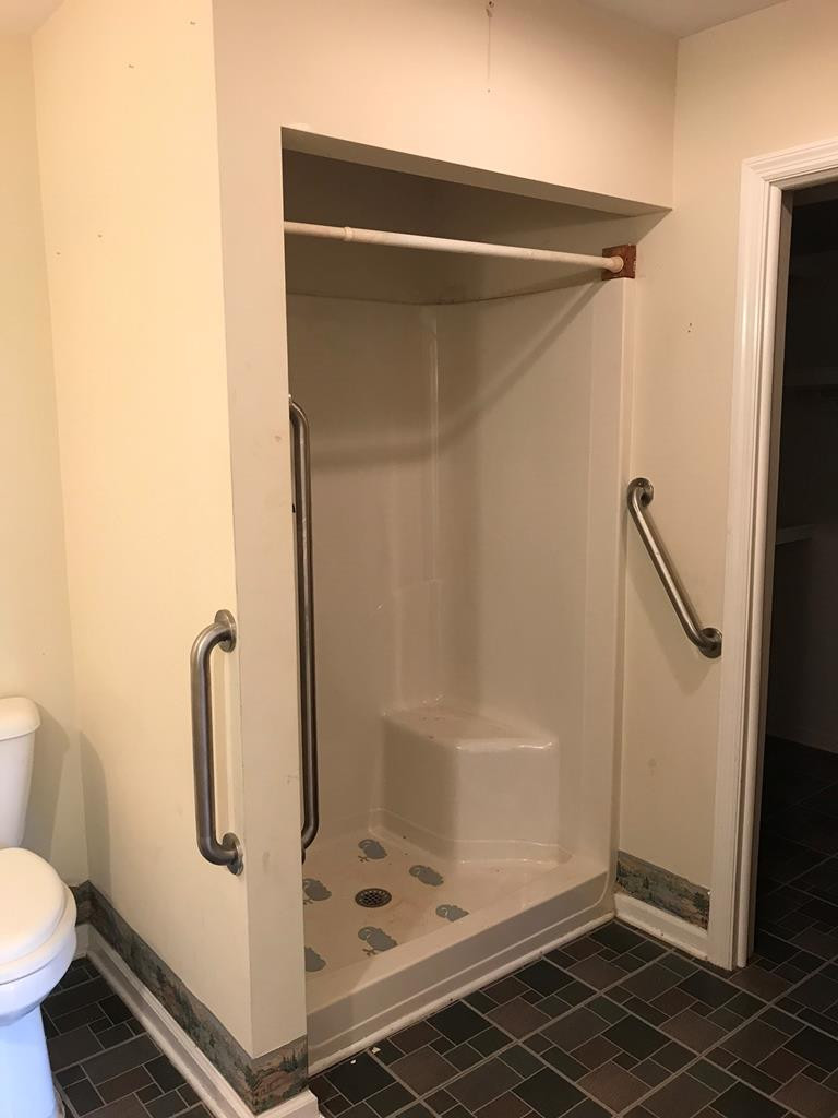 895 Hancock Landing Road Waynesboro, GA 30830 - Photo 20 of 41 Shower stall in master bath