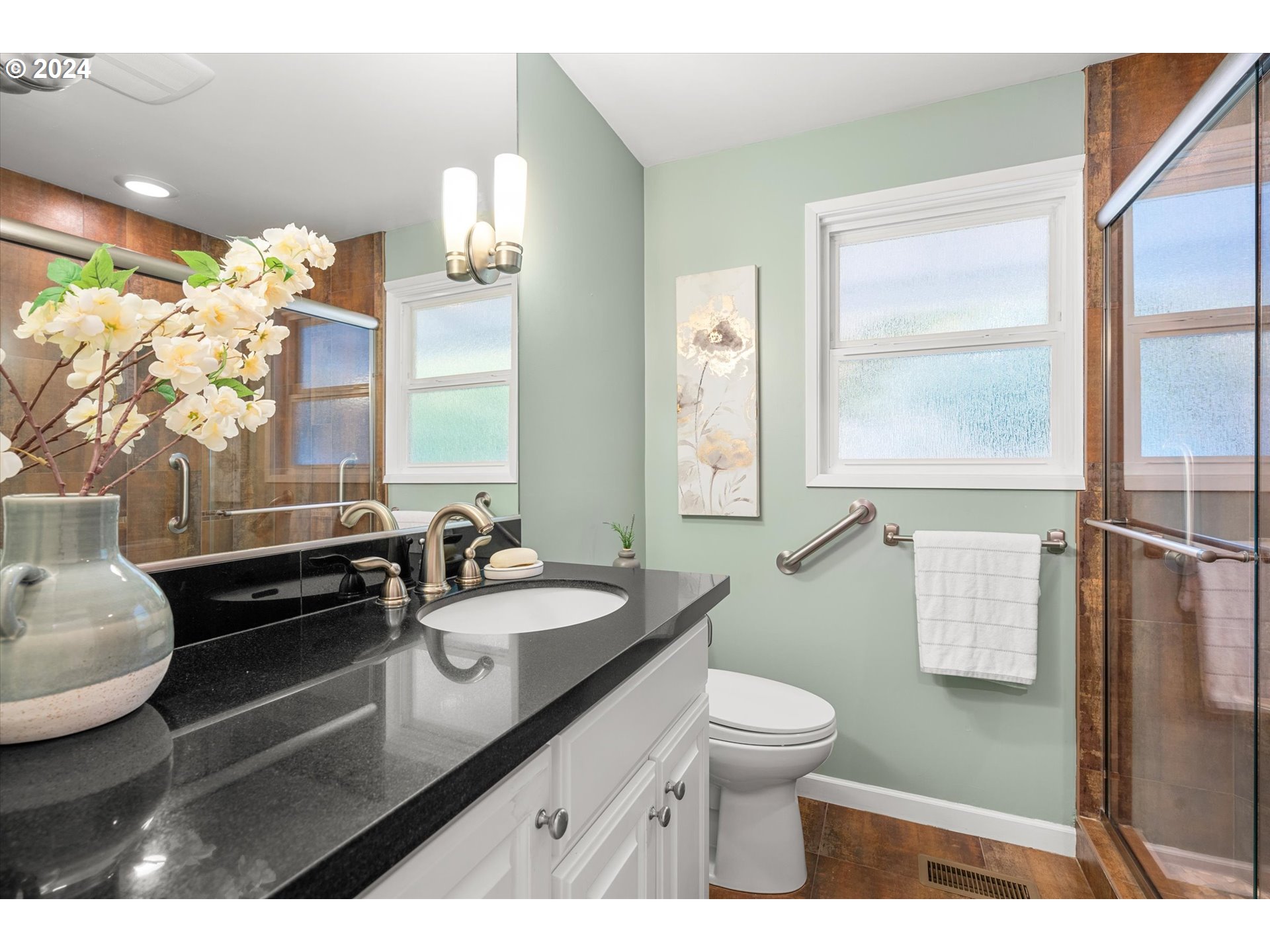 6238 Southwest McEwan Road Lake Oswego, OR 97035 - Photo 20 of 38 Gallery Image 20