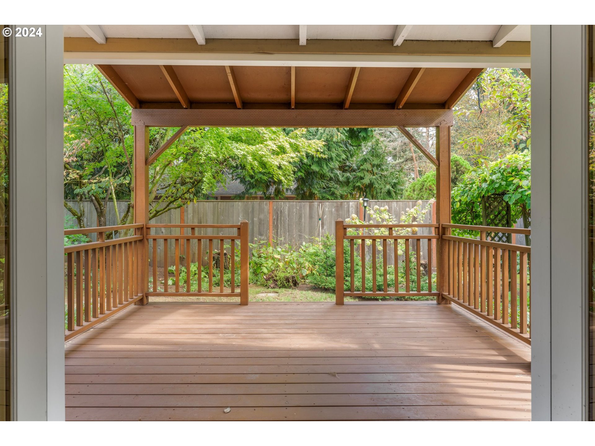 6238 Southwest McEwan Road Lake Oswego, OR 97035 - Photo 21 of 38 Gallery Image 21