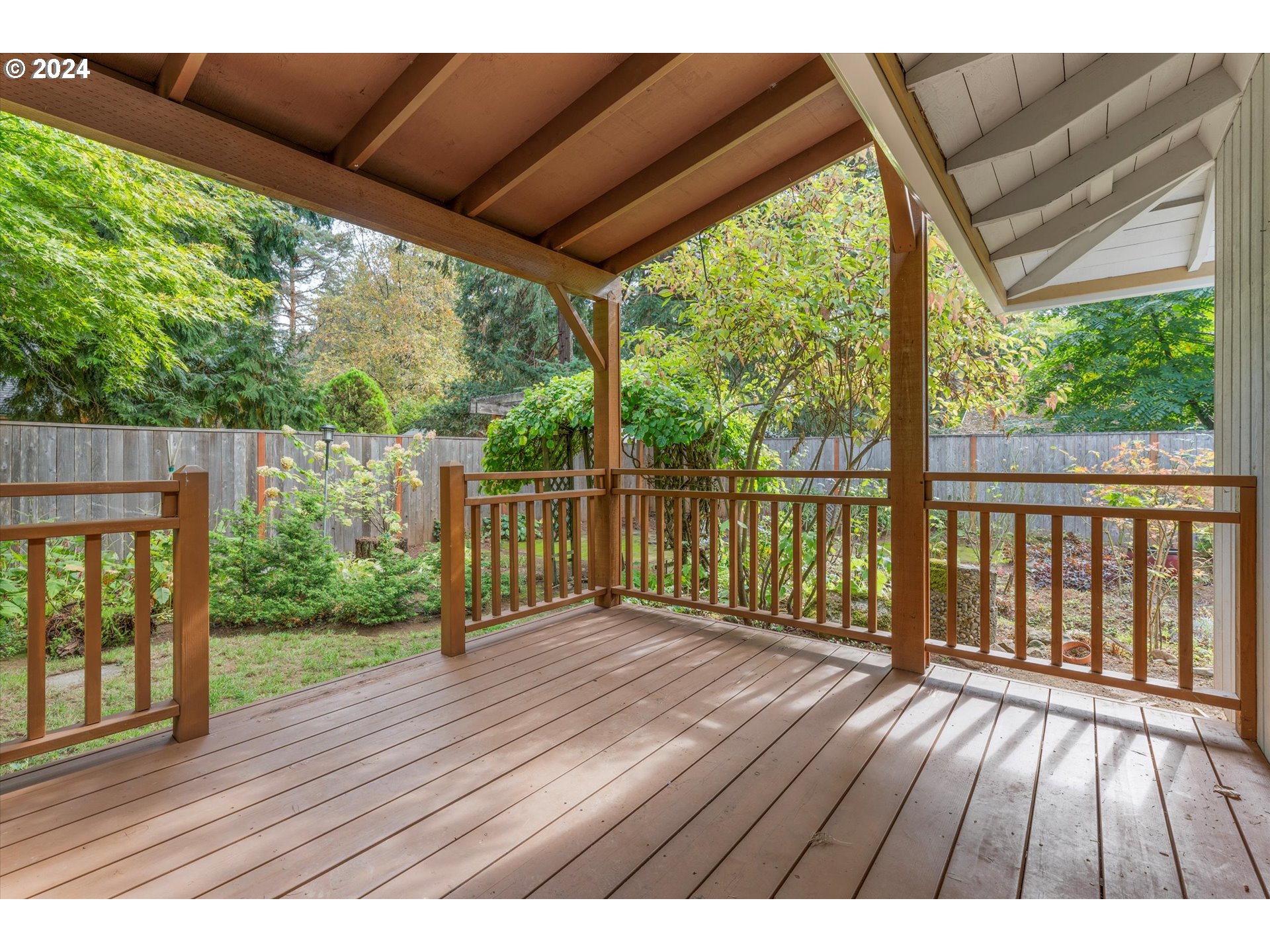 6238 Southwest McEwan Road Lake Oswego, OR 97035 - Photo 22 of 38 Gallery Image 22
