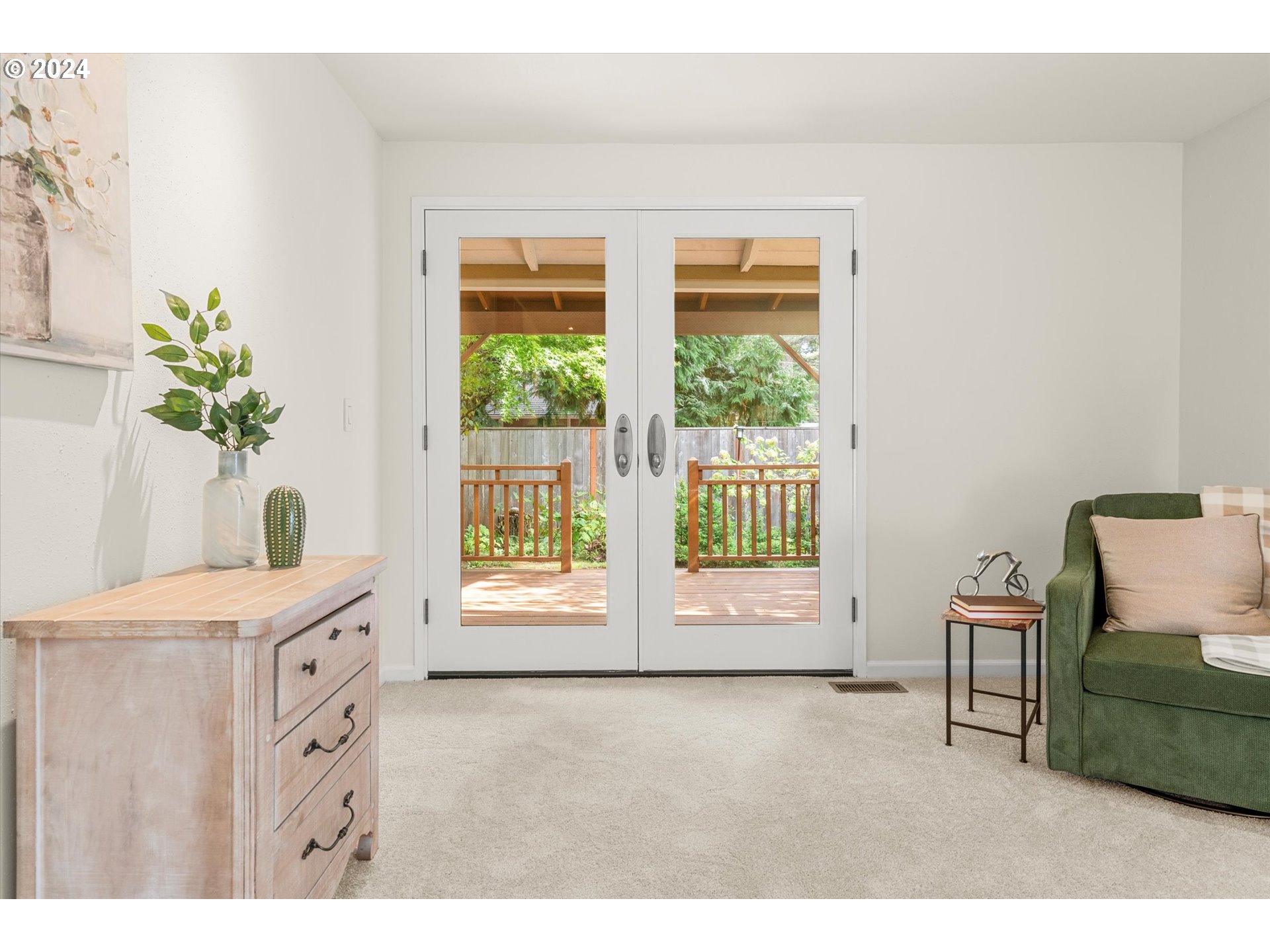 6238 Southwest McEwan Road Lake Oswego, OR 97035 - Photo 9 of 38 Gallery Image 9