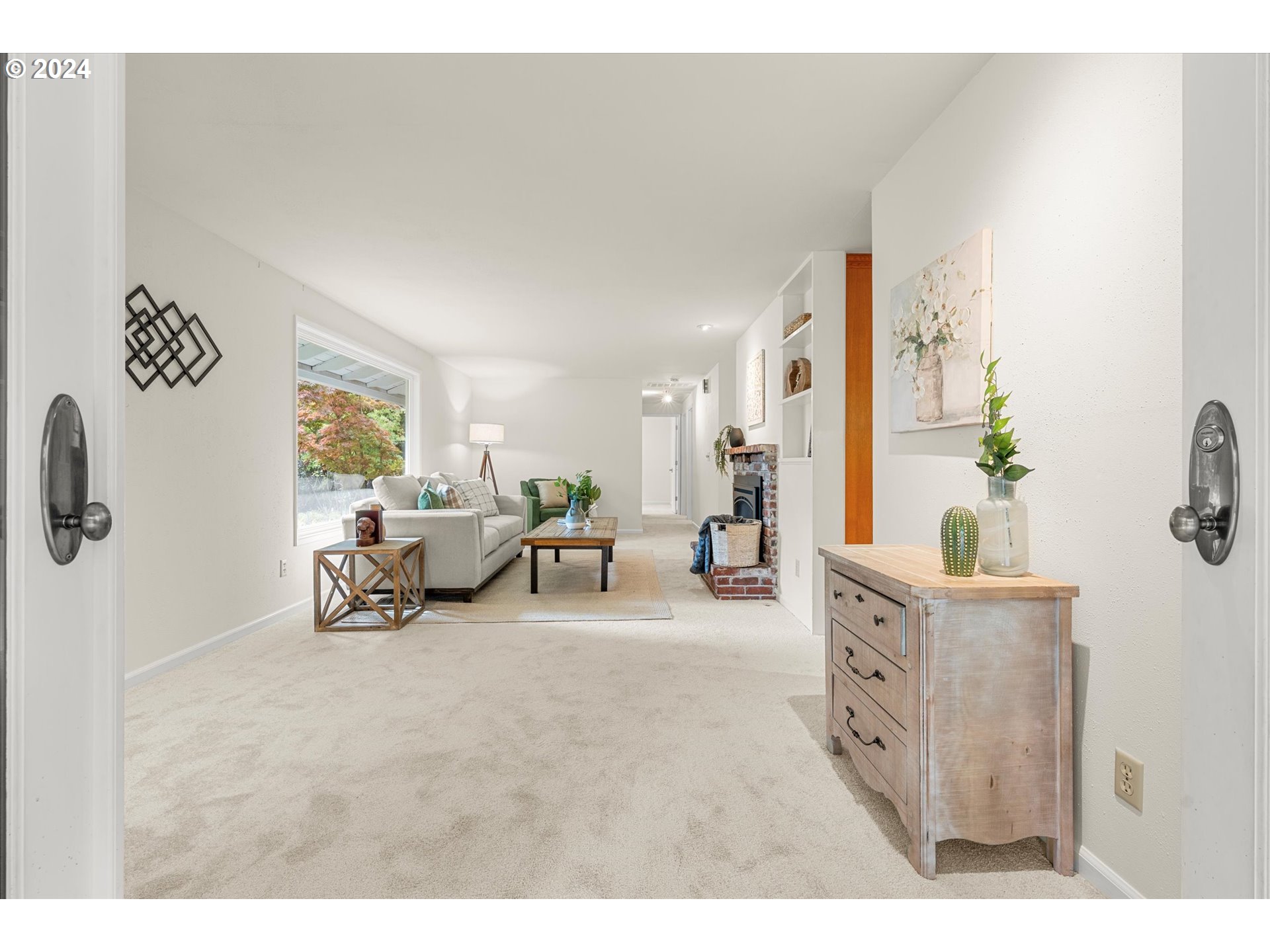 6238 Southwest McEwan Road Lake Oswego, OR 97035 - Photo 10 of 38 Gallery Image 10