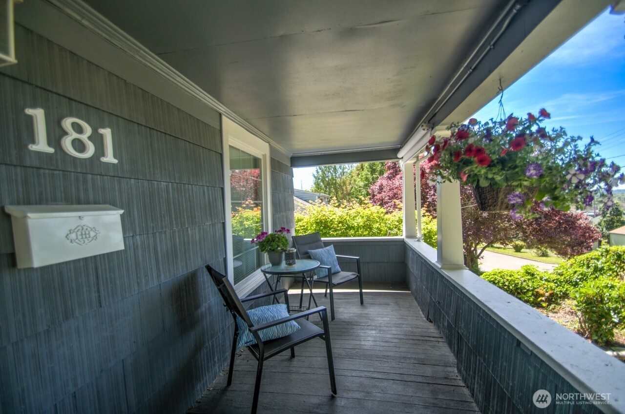 181 Southeast 9th Street Chehalis, WA 98532 - Photo 5 of 33