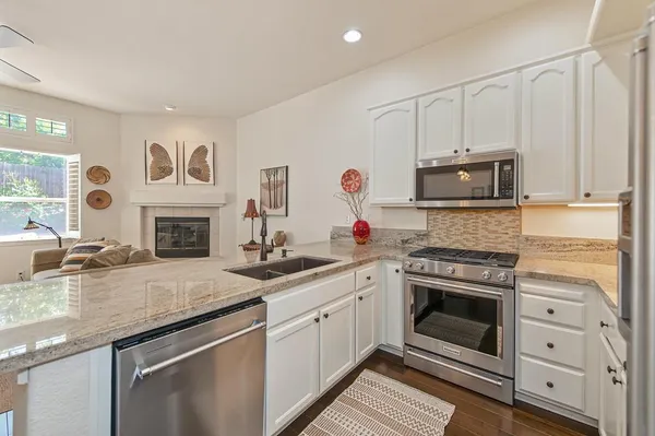 $609,000 | 2416 Konvalin Oaks Lane, Carmichael, CA 95608