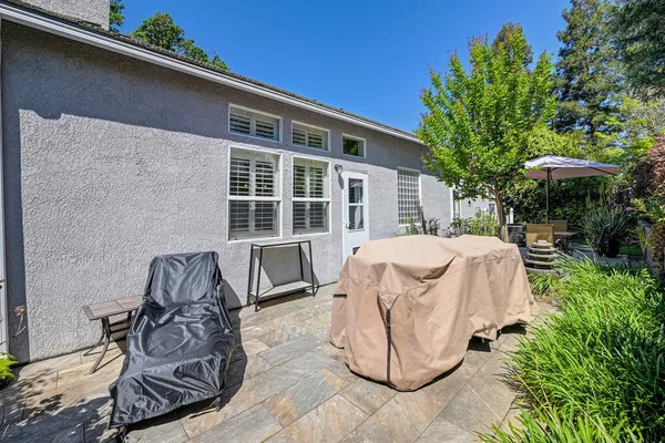 $609,000 | 2416 Konvalin Oaks Lane, Carmichael, CA 95608