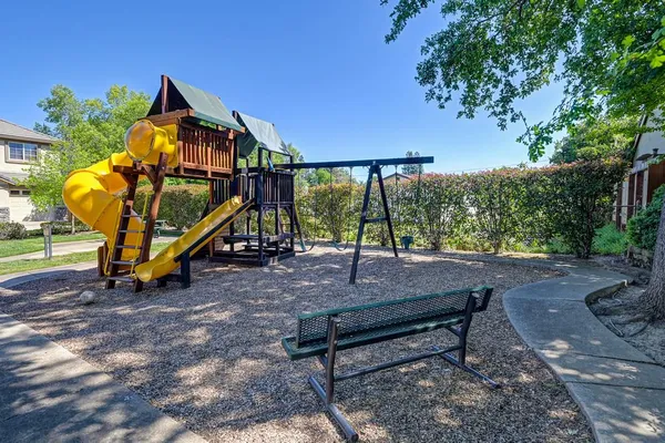 $609,000 | 2416 Konvalin Oaks Lane, Carmichael, CA 95608