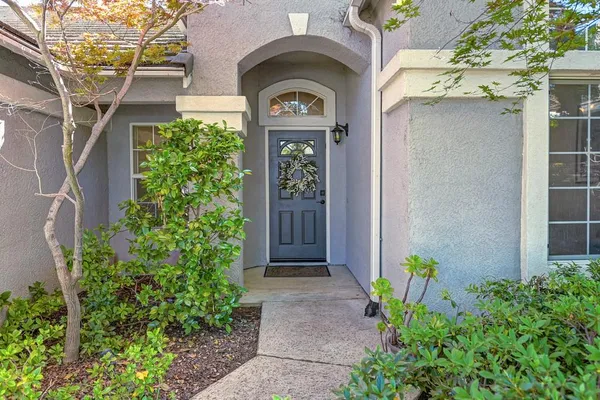 $609,000 | 2416 Konvalin Oaks Lane, Carmichael, CA 95608