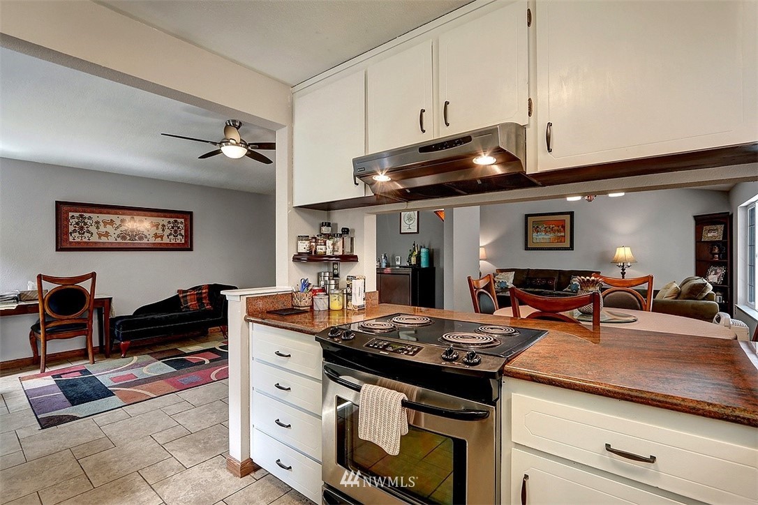 19408 144th Place Southeast Renton, WA 98058 - Photo 11 of 25 Gallery Image 11