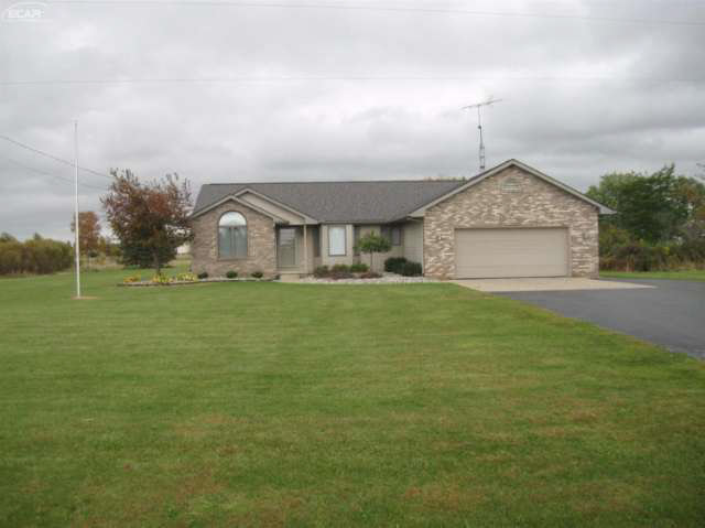 7469 Lennon Road Swartz Creek, MI 48473 - Photo 1 of 26 21166757.JPG