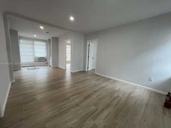 $2,990 | 811 Northwest 21st Court, Unit 811, Miami, FL 33125