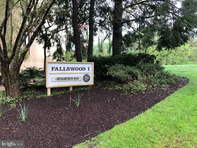 15 Cross Keys Road, Unit E Baltimore, MD 21210 - Photo 5 of 35 Fallswood I community within Cross Keys