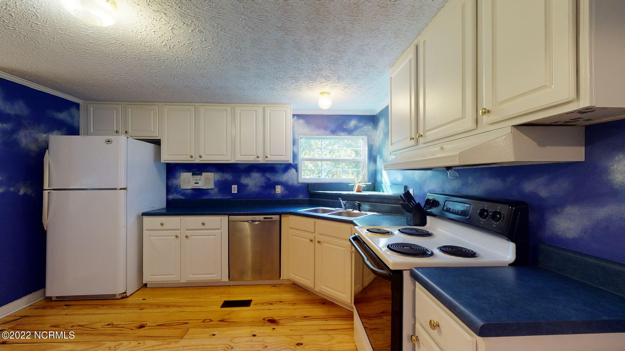 900 Loftin Farm Road Dover, NC 28526 - Photo 16 of 60 37-web-or-mls-900-Loftin-Farm-Road-Dover