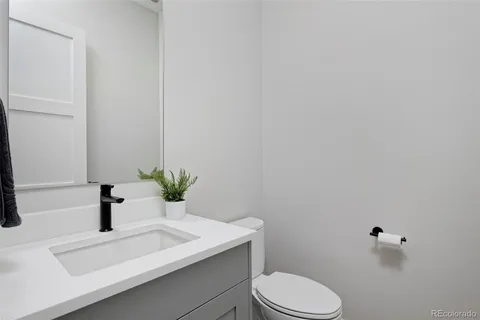 $599,000 | 8280 East 36th Avenue, Unit 25, Denver, CO 80238