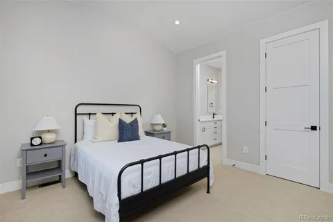 $599,000 | 8280 East 36th Avenue, Unit 25, Denver, CO 80238