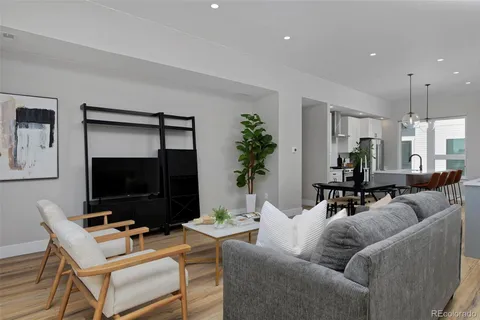 $599,000 | 8280 East 36th Avenue, Unit 25, Denver, CO 80238