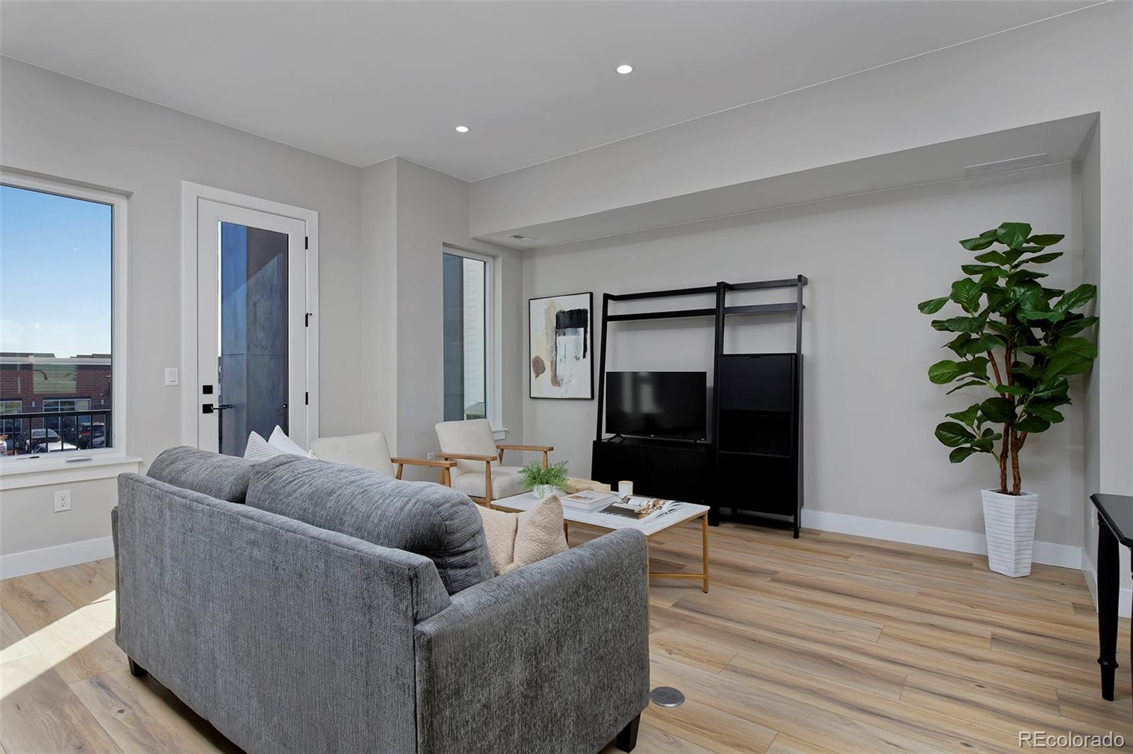 8280 East 36th Avenue, Unit 25 Denver, CO 80238 - Photo 6 of 41