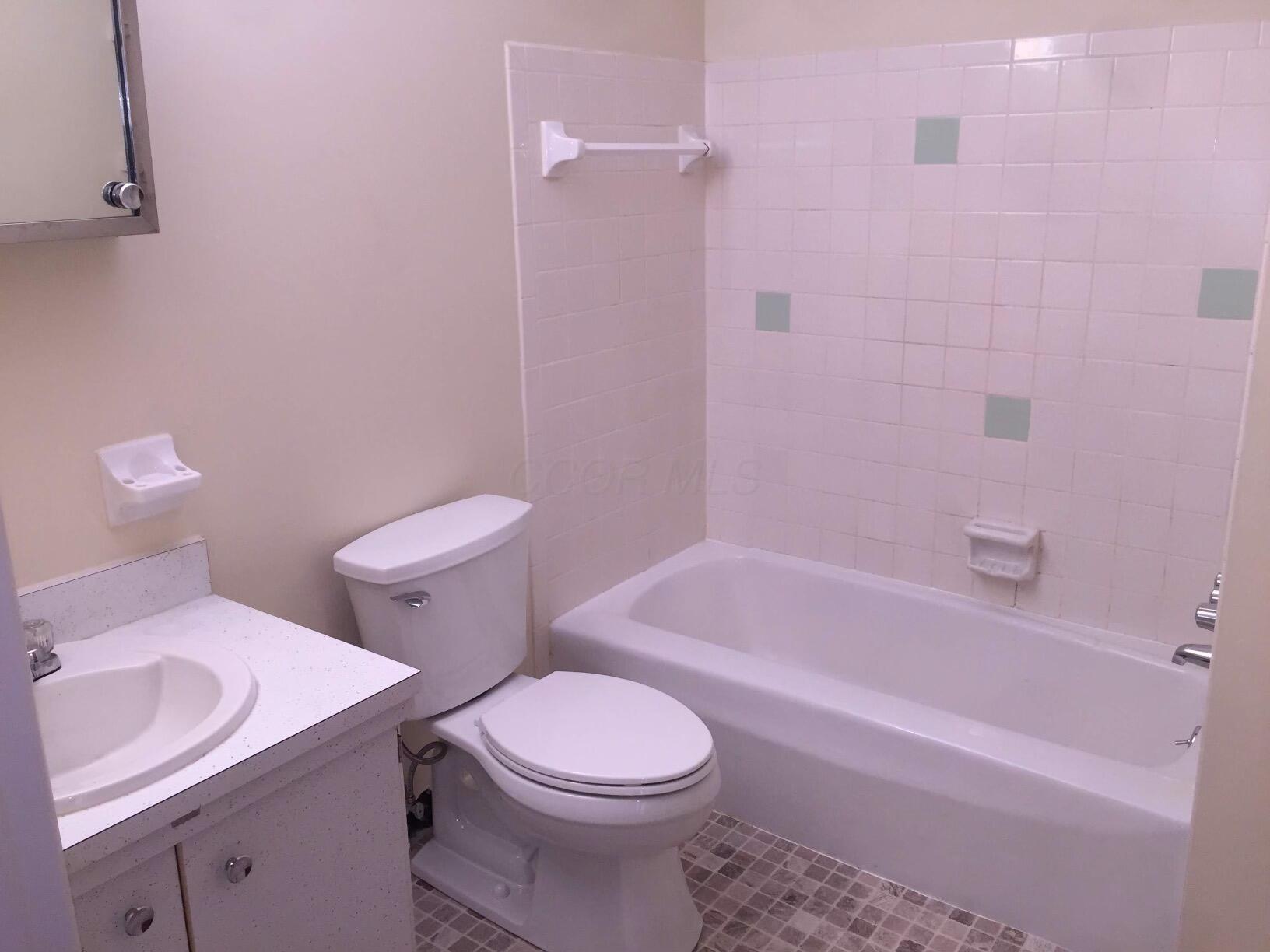 699 Wetmore Road Columbus, OH 43214 - Photo 23 of 90 IMG_0572