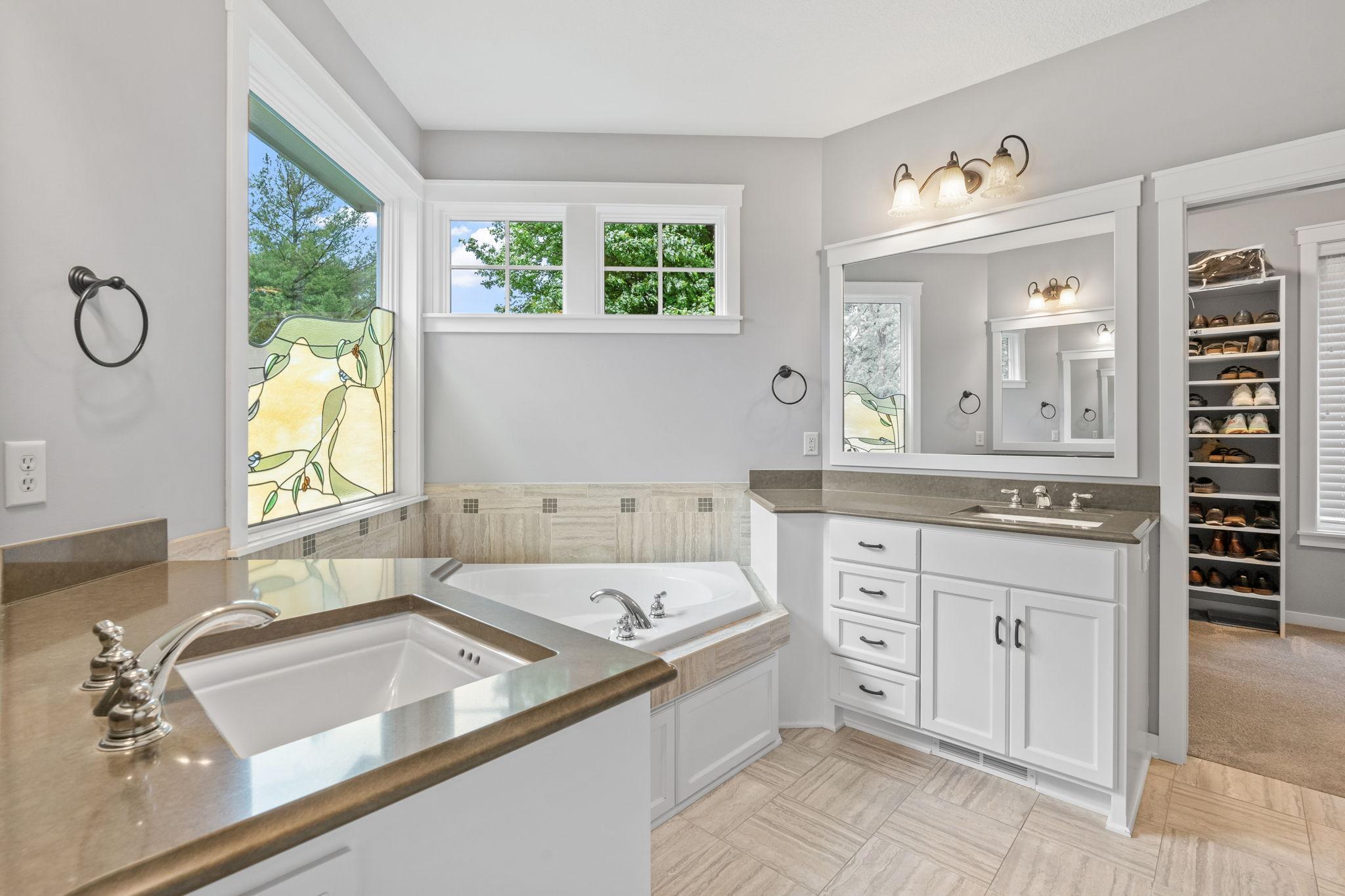 339 Lindsay Road Hudson, WI 54016 - Photo 38 of 66 Gallery Image 38