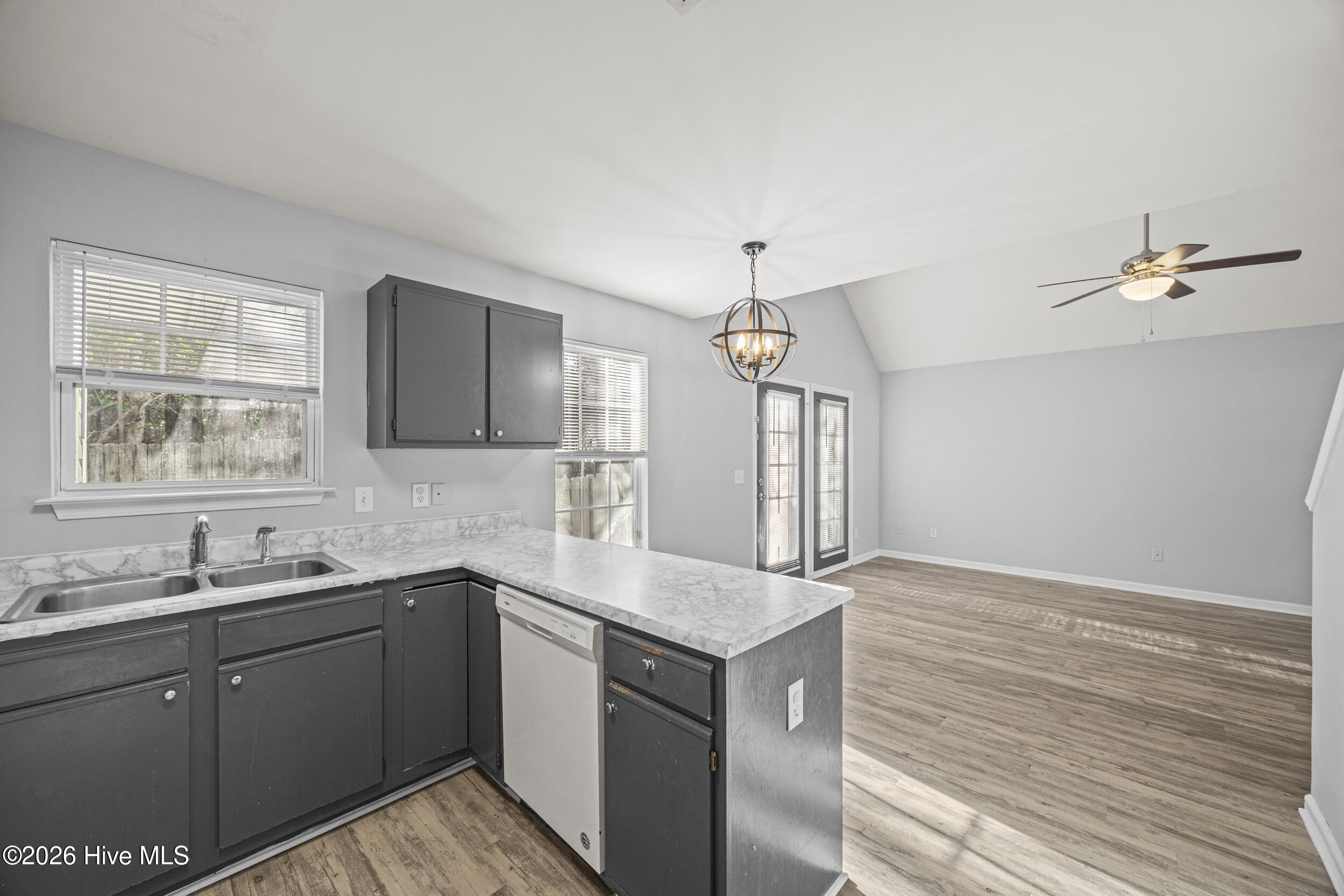 306 St Rosea Road Wilmington, NC 28405 - Photo 14 of 35 14_kitchen