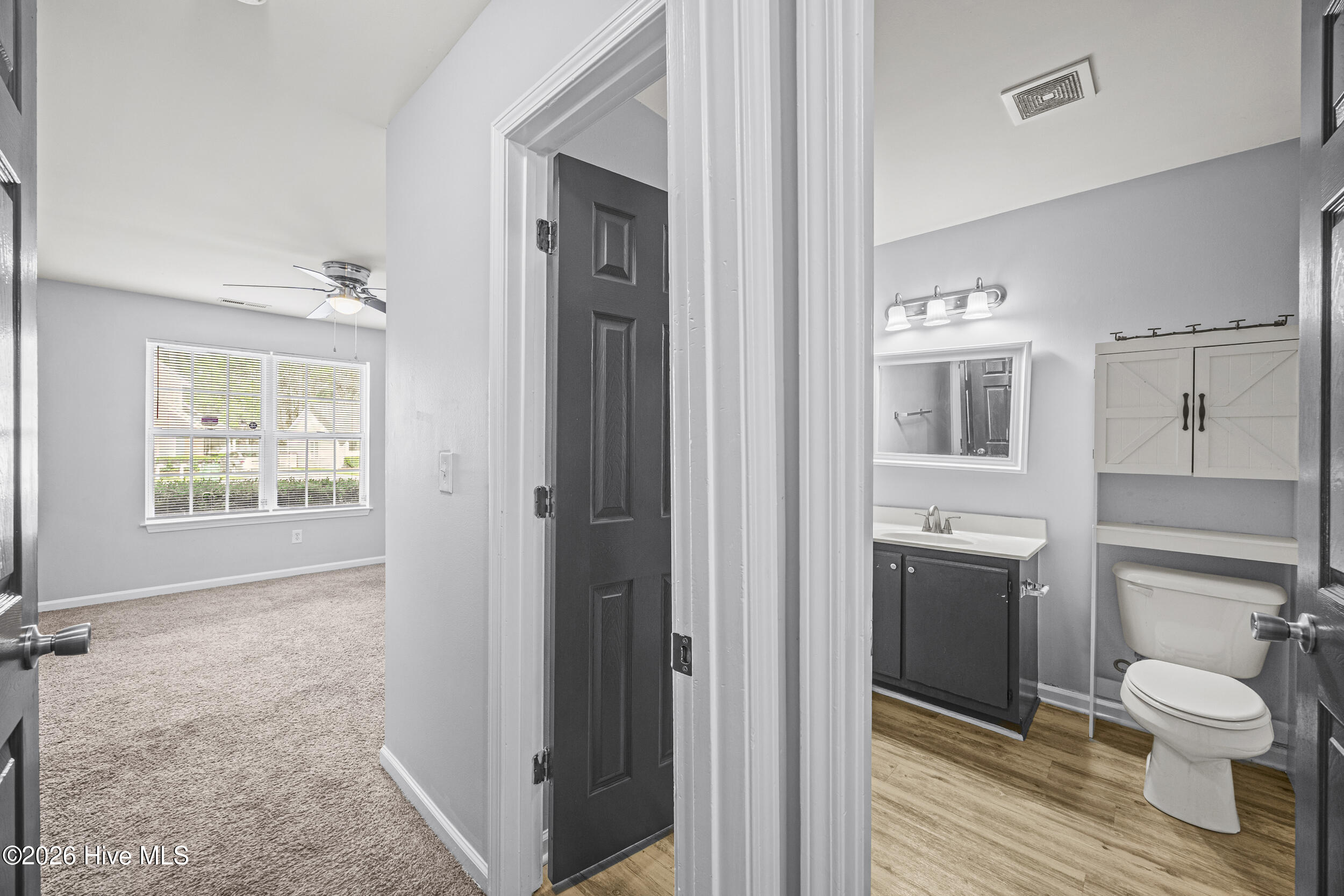 306 St Rosea Road Wilmington, NC 28405 - Photo 16 of 35 16_hallway