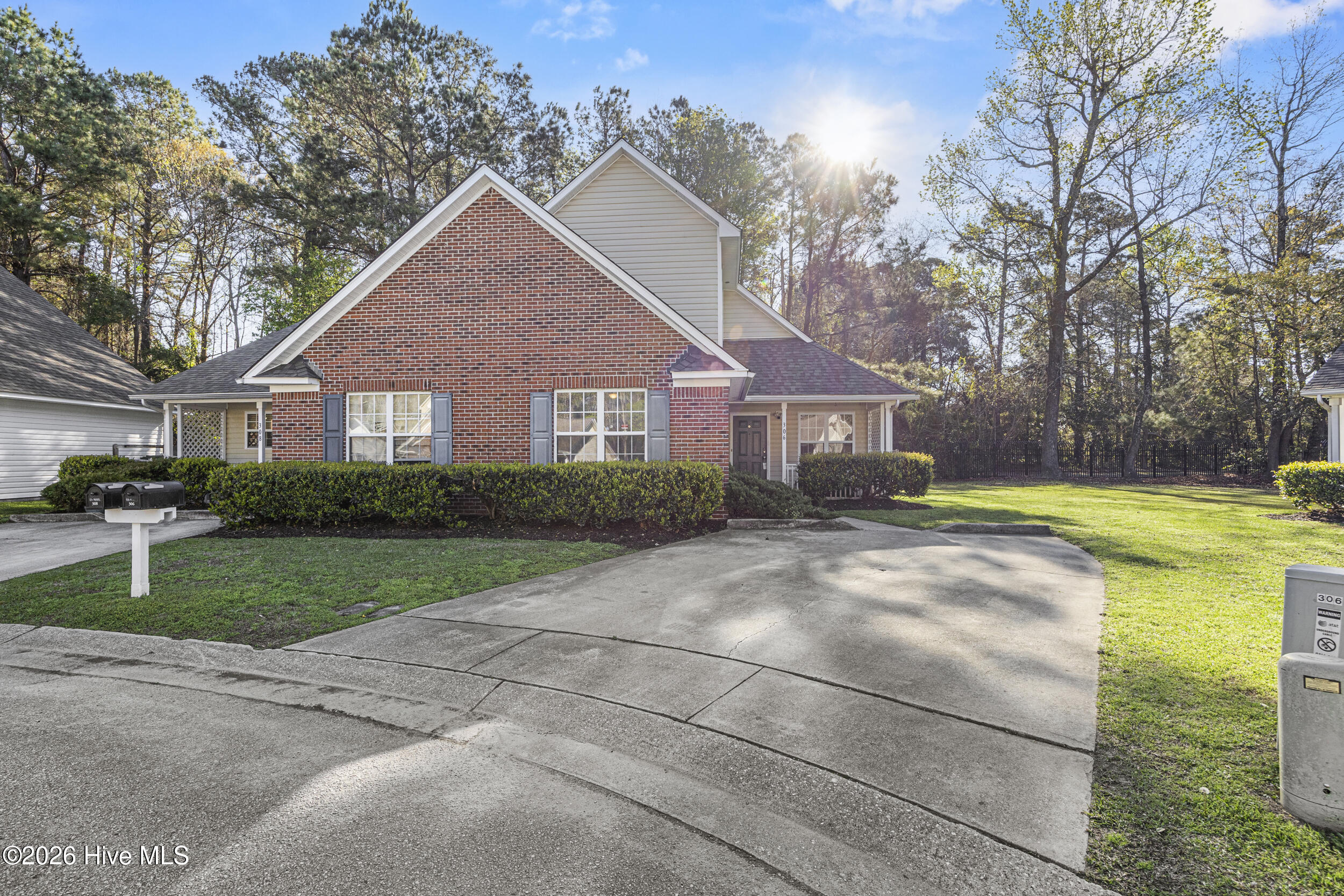 306 St Rosea Road Wilmington, NC 28405 - Photo 2 of 35 1_front exterior