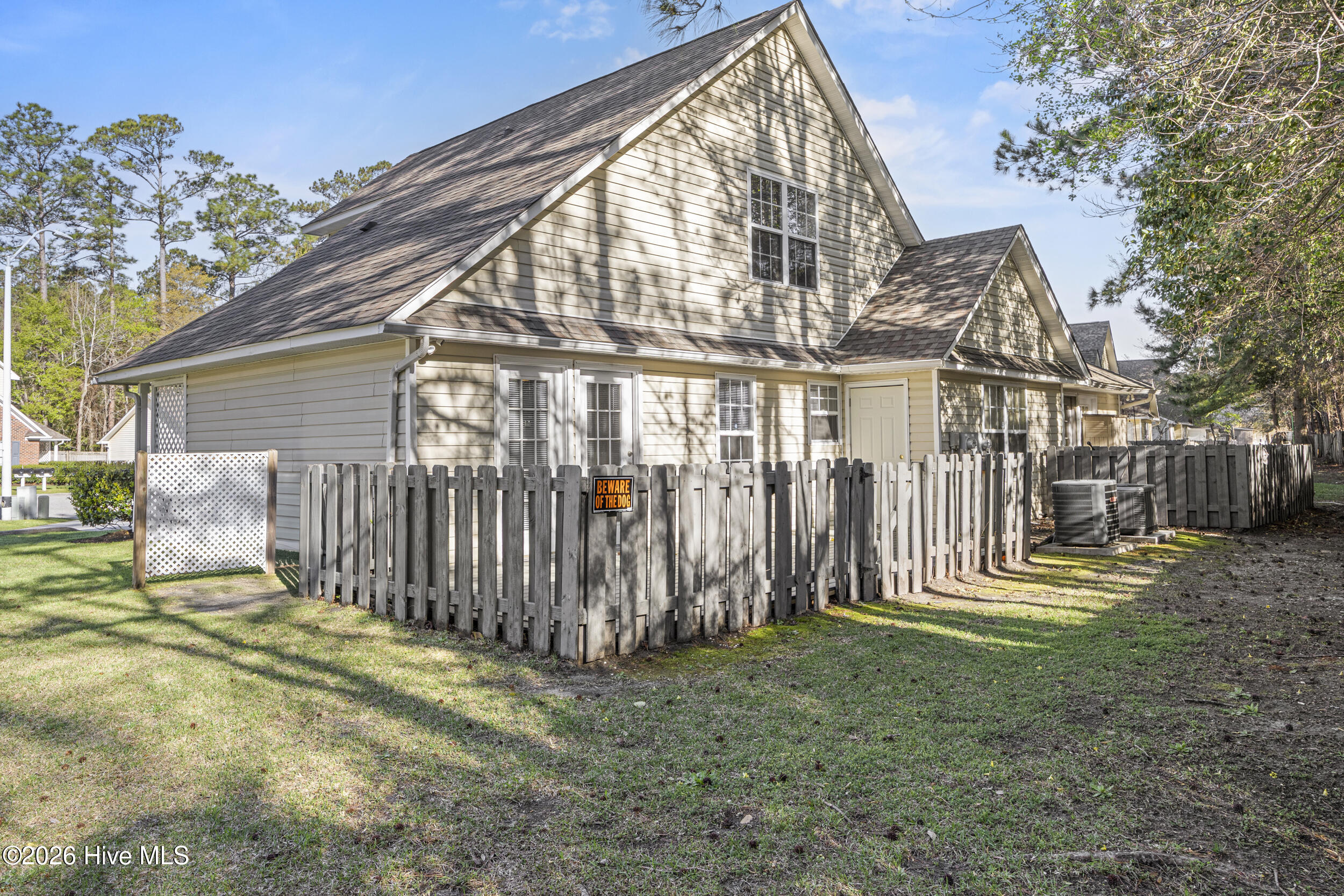 306 St Rosea Road Wilmington, NC 28405 - Photo 31 of 35 31_back exterior