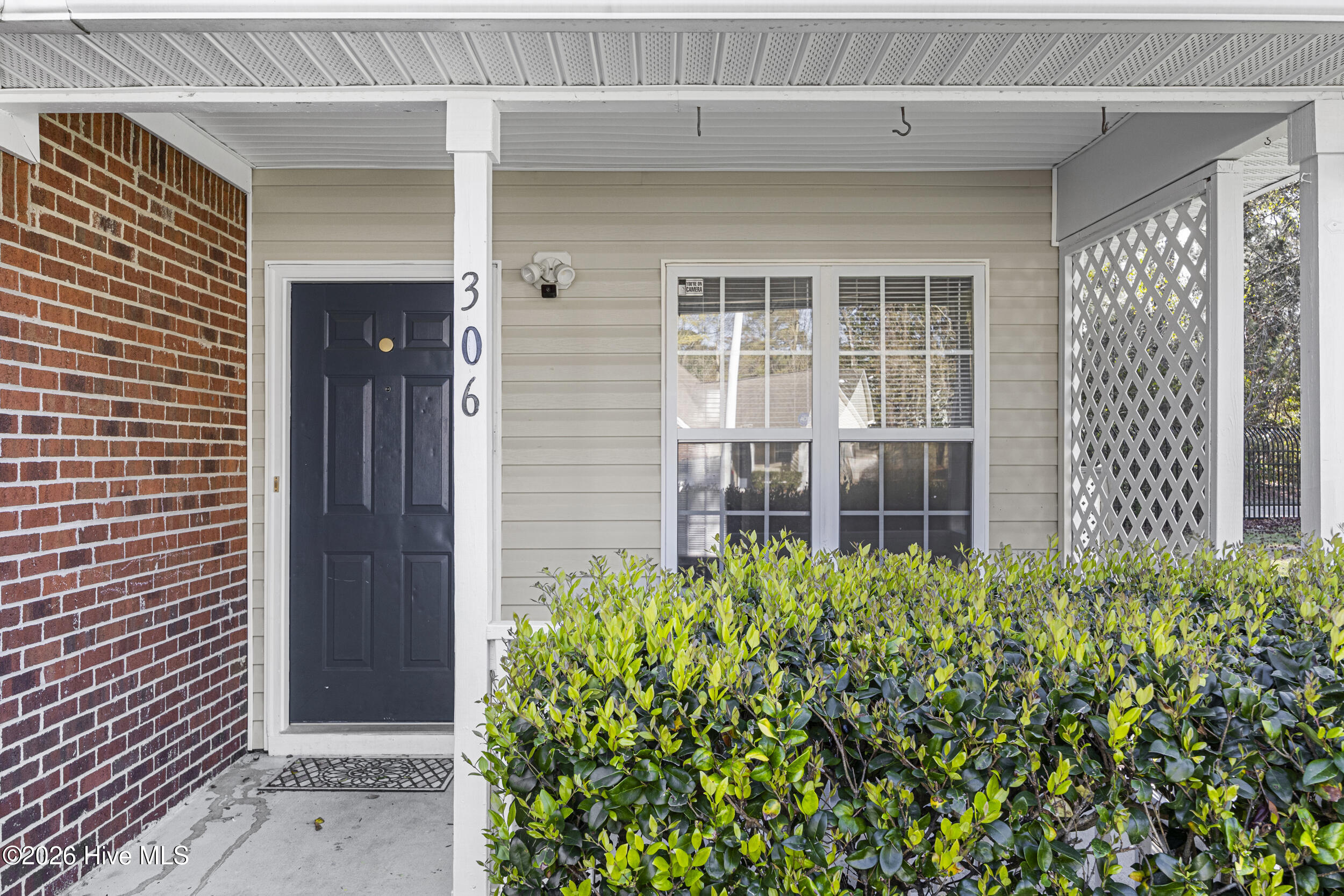 306 St Rosea Road Wilmington, NC 28405 - Photo 4 of 35 4_front entryway
