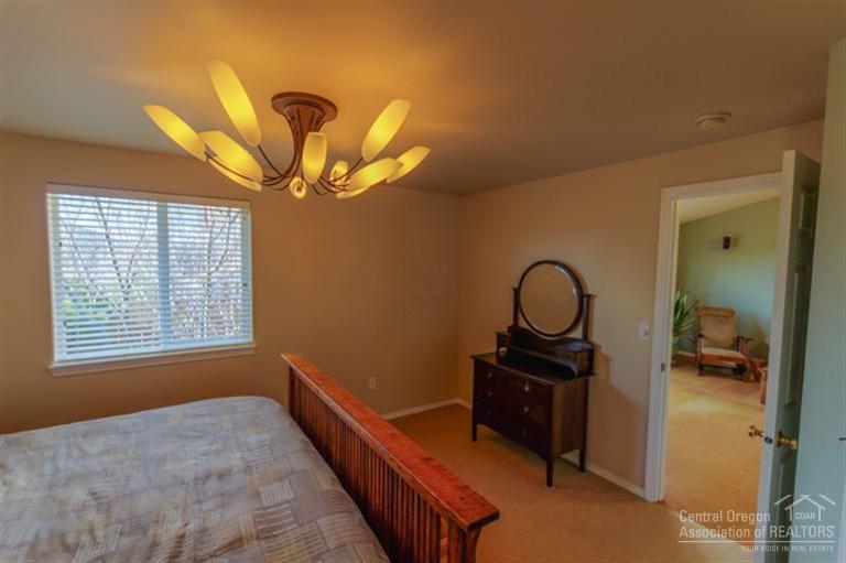 1453 Glacier Ridge Road Bend, OR 97701 - Photo 12 of 23 Additional Photo