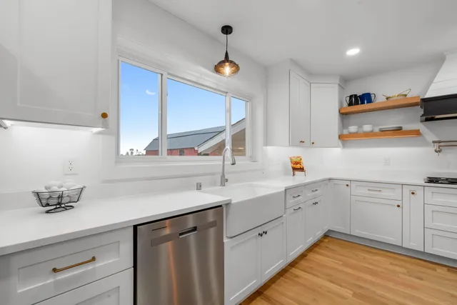 $1,099,000 | 5036 County Highway, West Bend, WI 53090