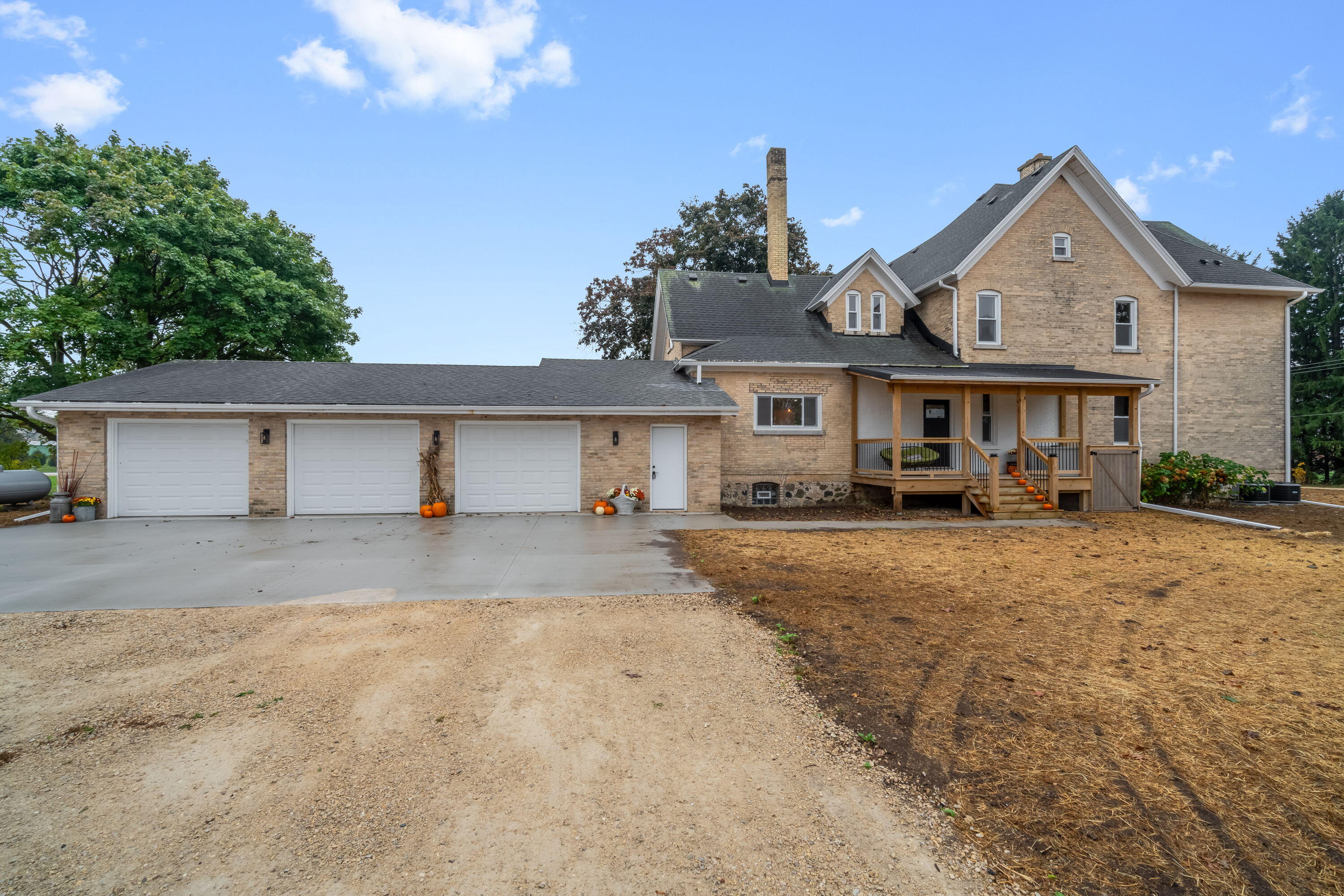 5036 County Highway West Bend, WI 53090 - Photo 37 of 53 Back