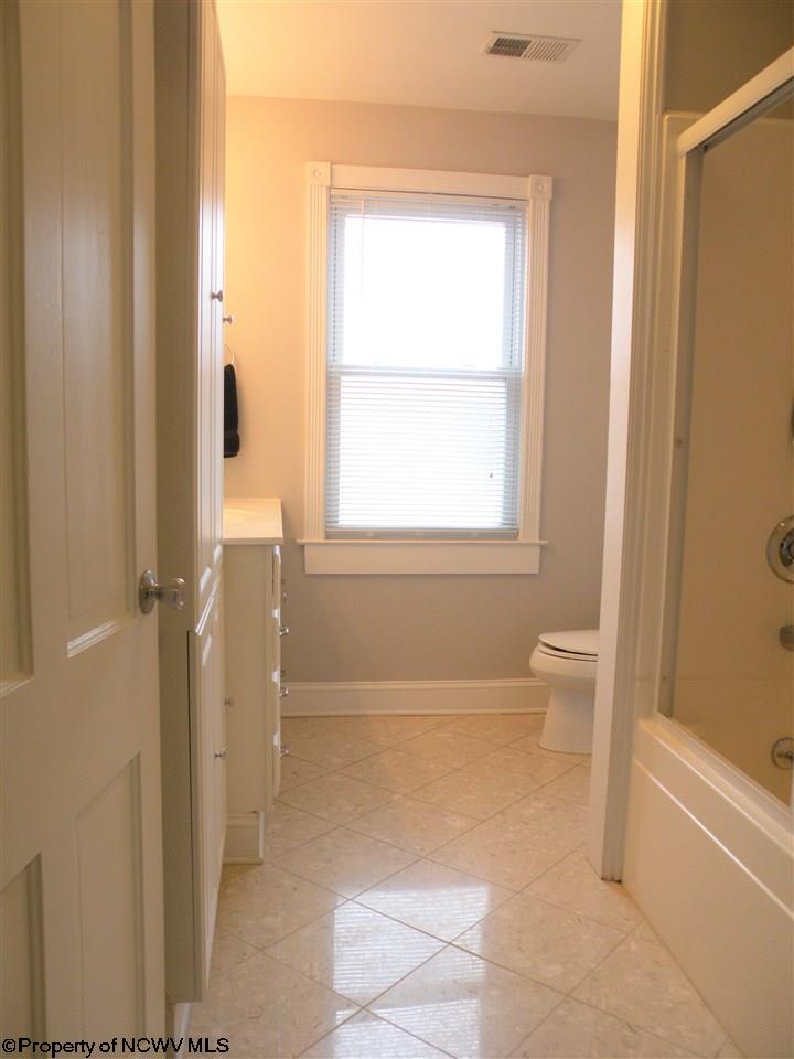 726 Ridgeway Avenue Morgantown, WV 26505 - Photo 17 of 20 Gallery Image 17