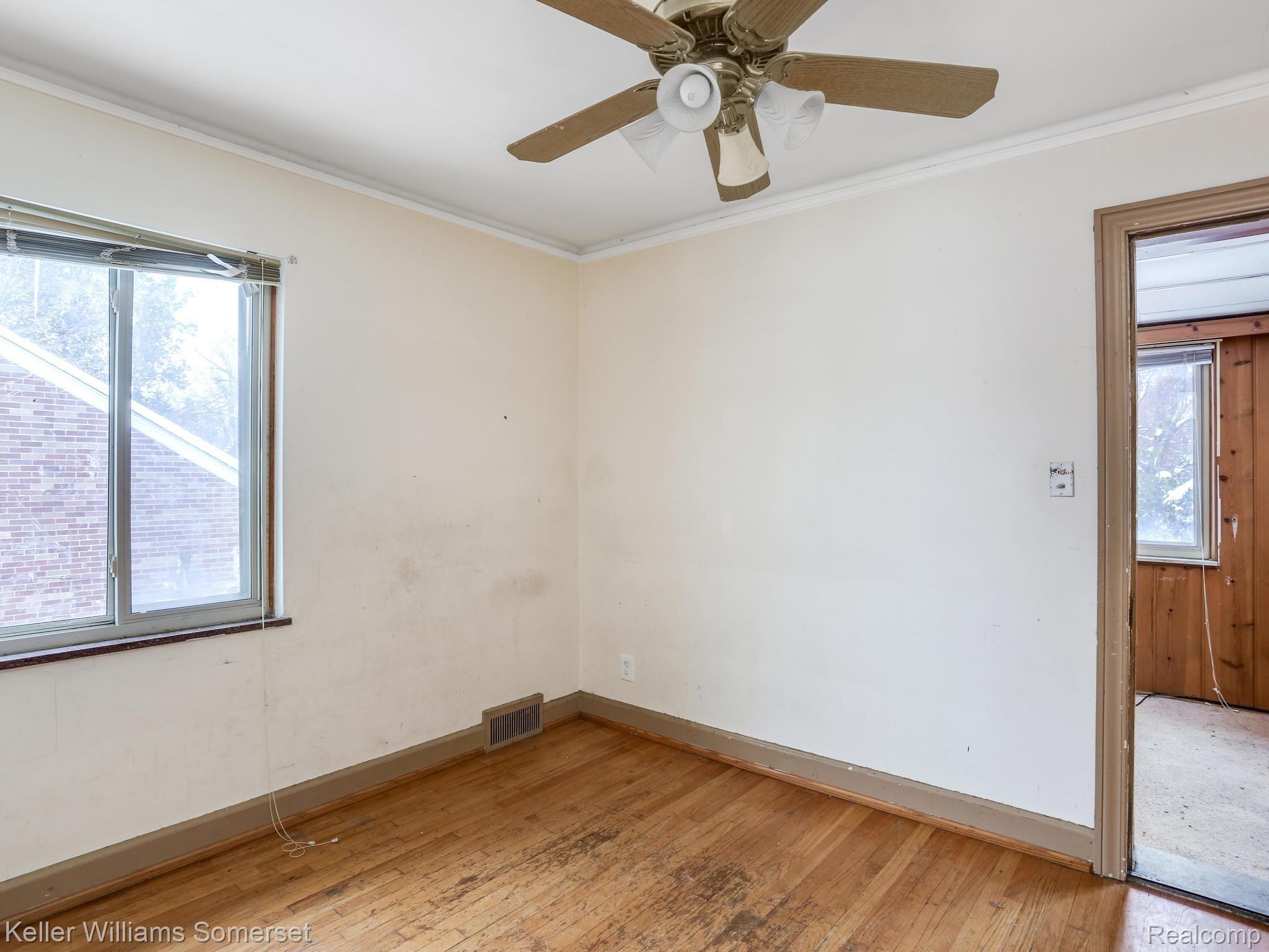 4129 Yorkshire Road Detroit, MI 48224 - Photo 20 of 25 BEDROOM
