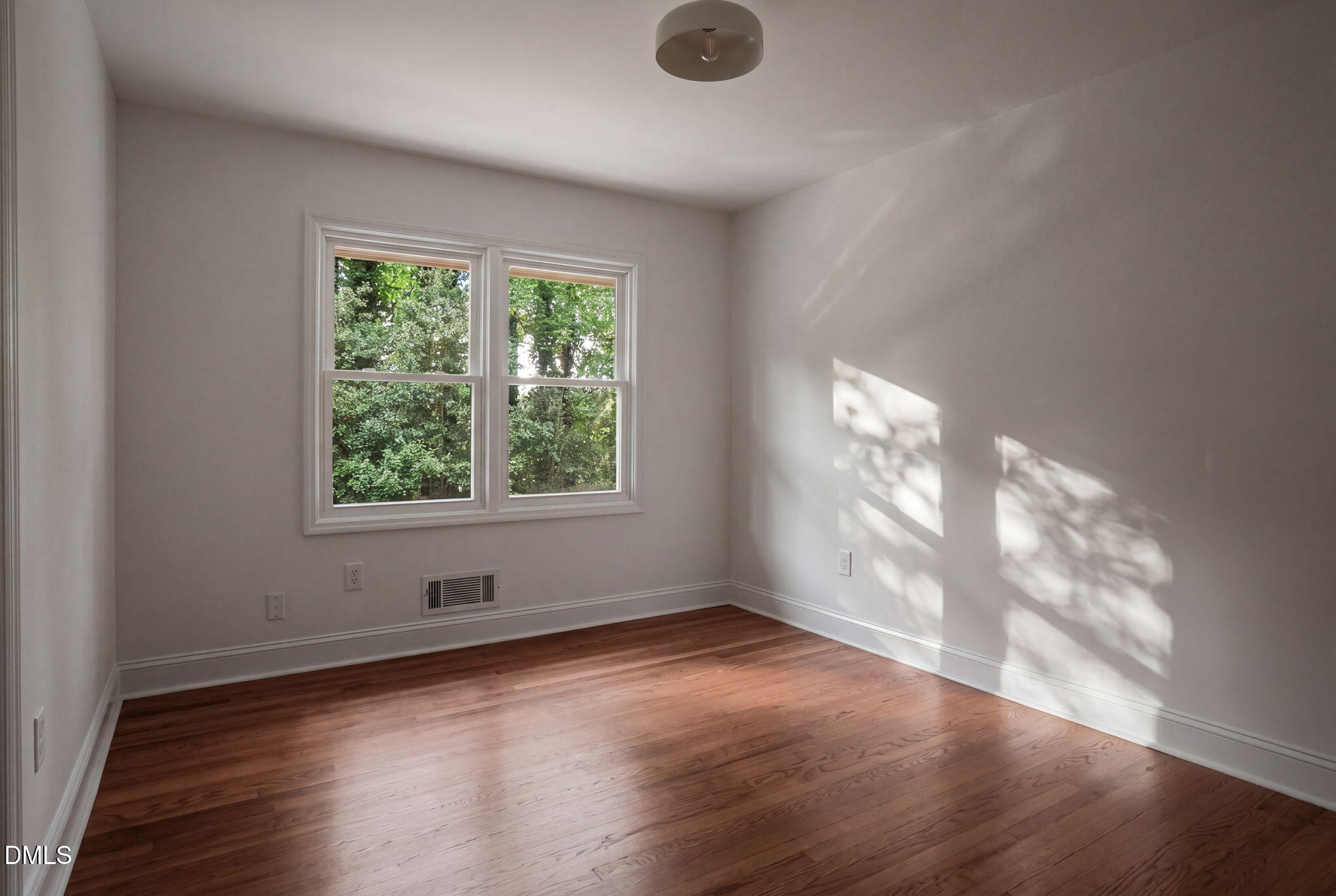 1810 Varnell Avenue Raleigh, NC 27612 - Photo 46 of 81 1810 Varnell Ave-117