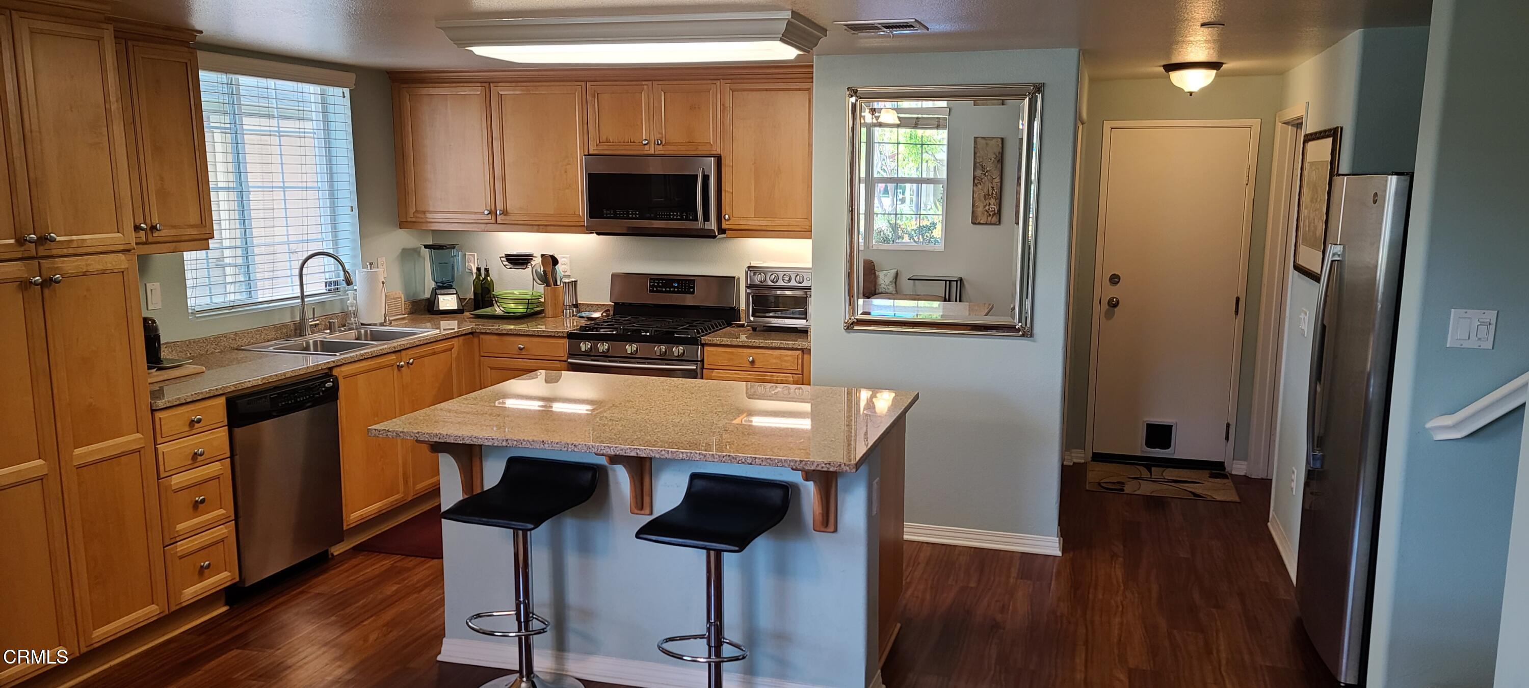 600 Flathead River Street Oxnard, CA 93036 - Photo 3 of 18 20250428_110909