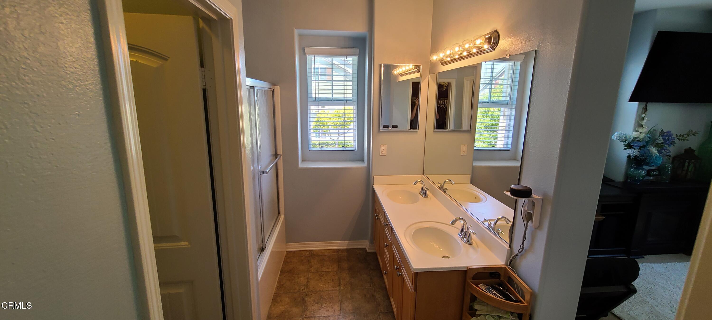 600 Flathead River Street Oxnard, CA 93036 - Photo 10 of 18 20250428_124549