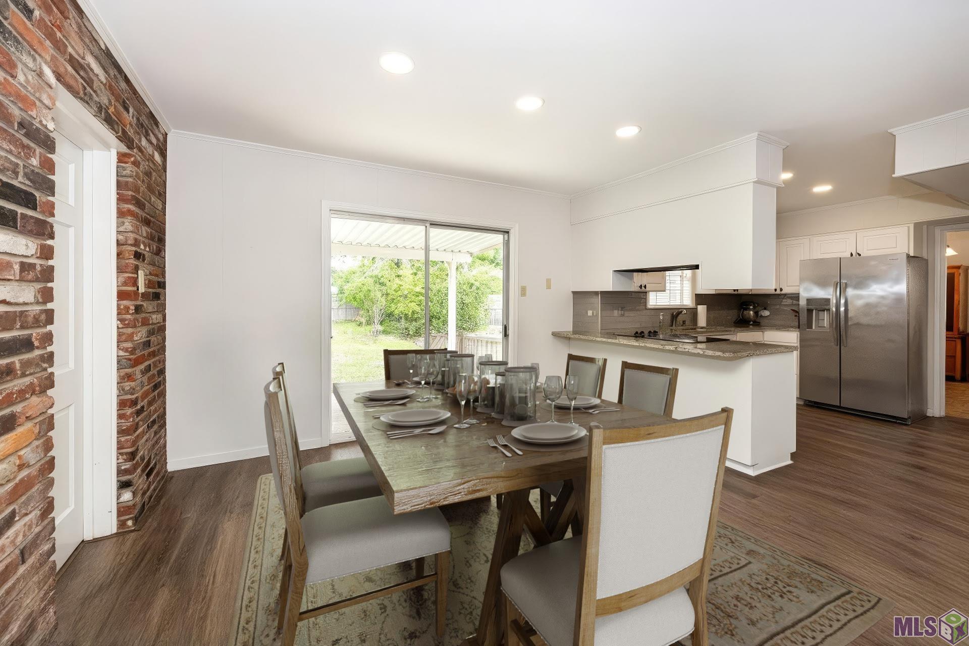 245 Rue De Laplace Baton Rouge, LA 70810 - Photo 6 of 24 Dining