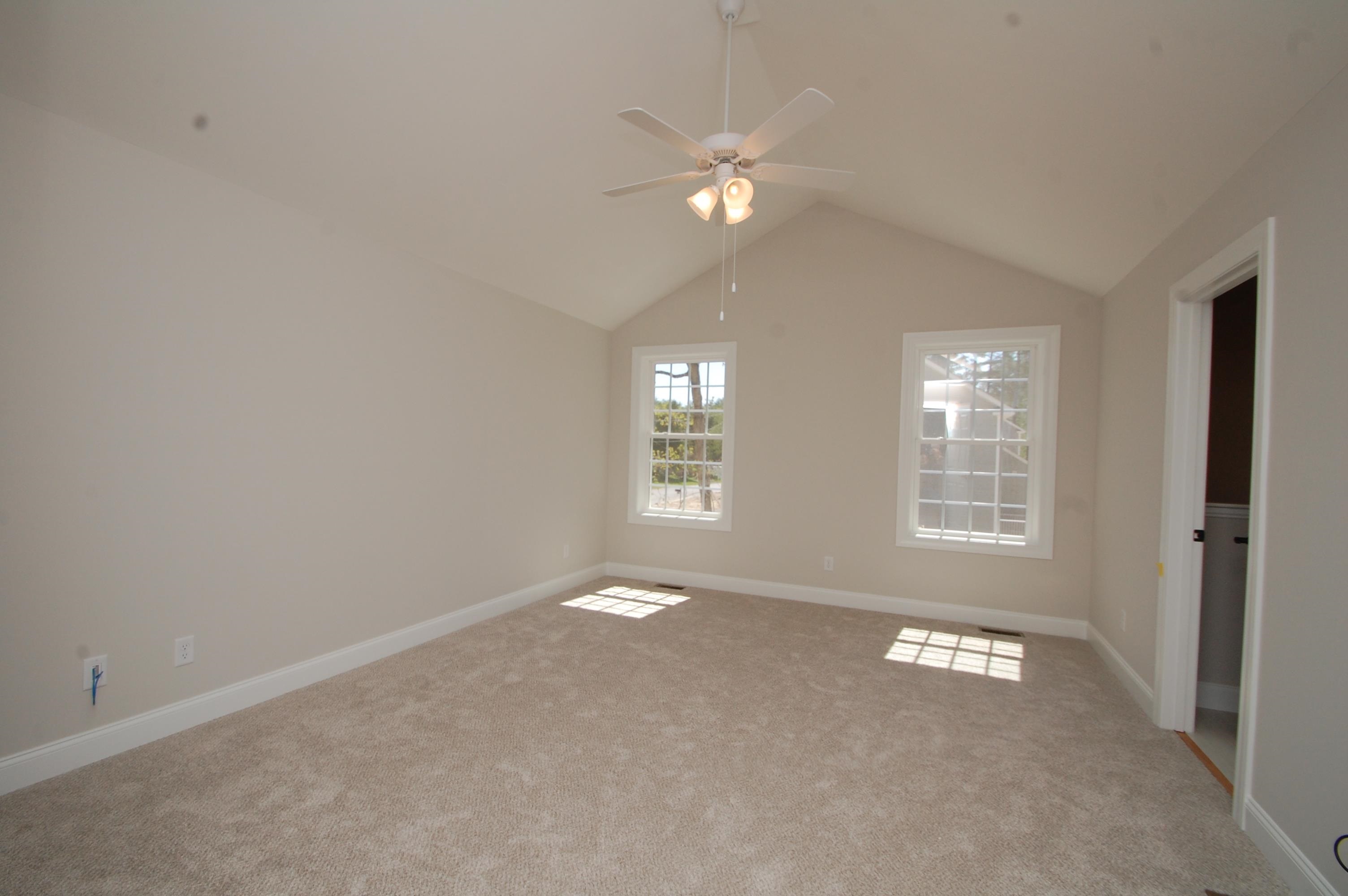 9 Reeds Ferry Way Merrimack, NH 03054 - Photo 12 of 20