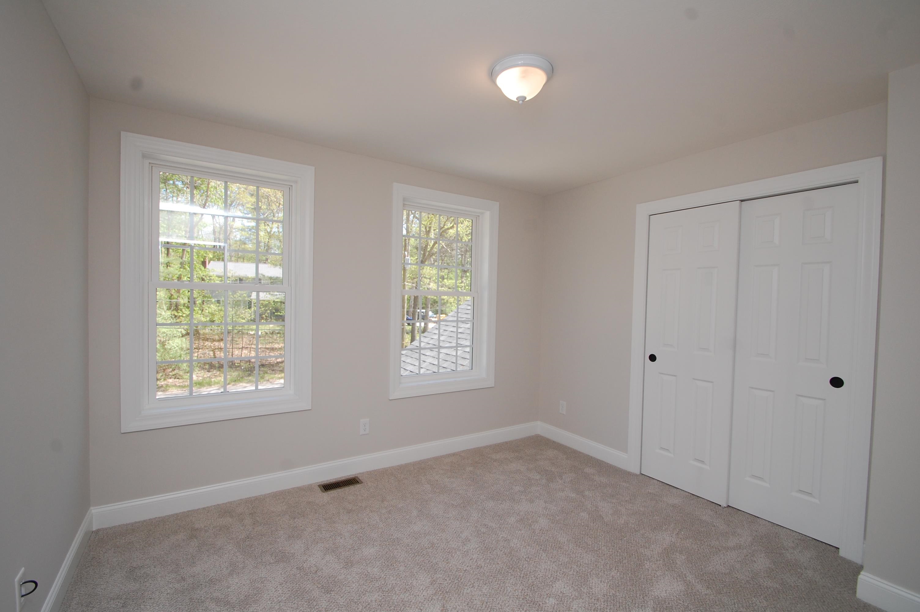 9 Reeds Ferry Way Merrimack, NH 03054 - Photo 15 of 20