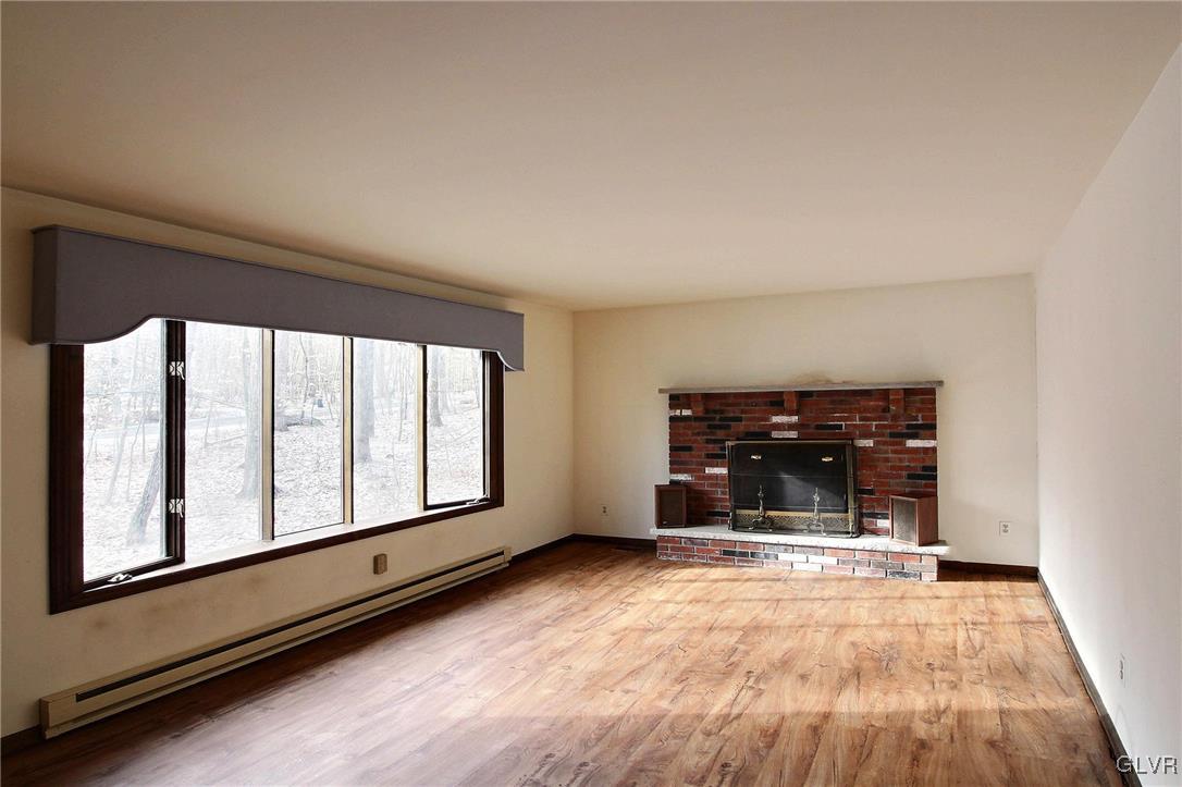 128 Balson Road Stroudsburg, PA 18360 - Photo 5 of 15 Gallery Image 5