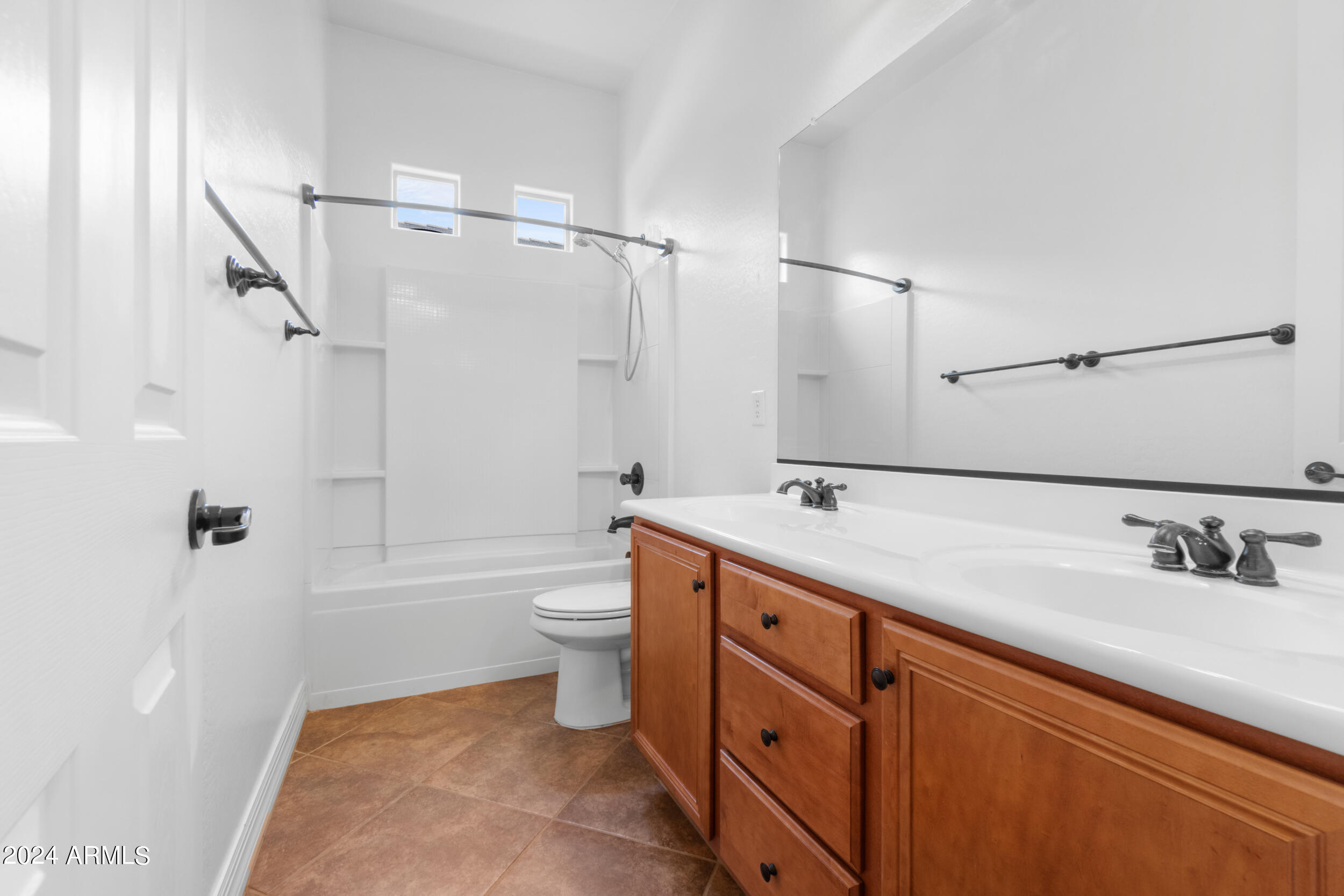 16205 West Berkeley Road Goodyear, AZ 85395 - Photo 17 of 32 Bathroom 1