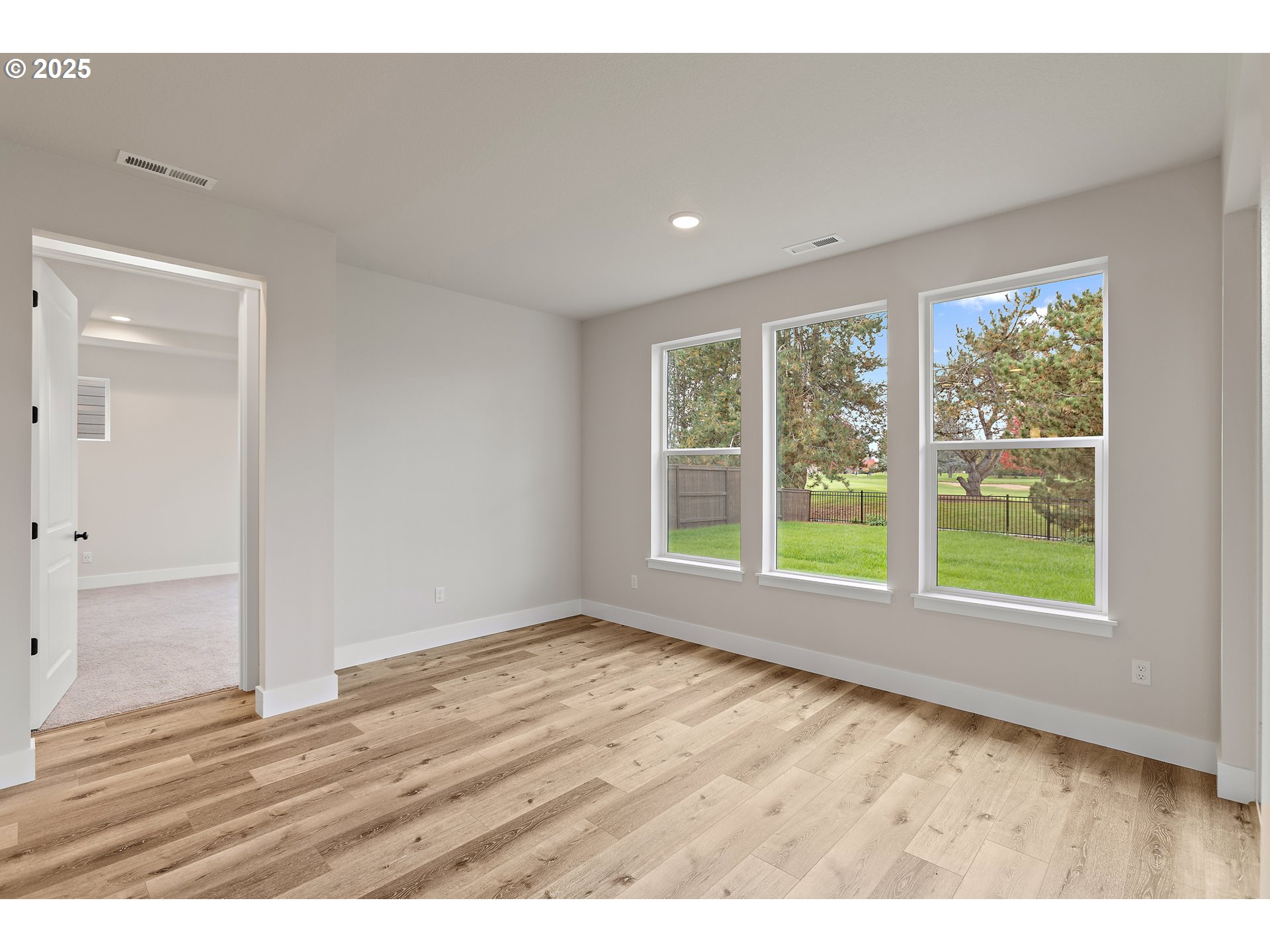 3075 Olympic Street, Unit 35 Woodburn, OR 97071 - Photo 23 of 41