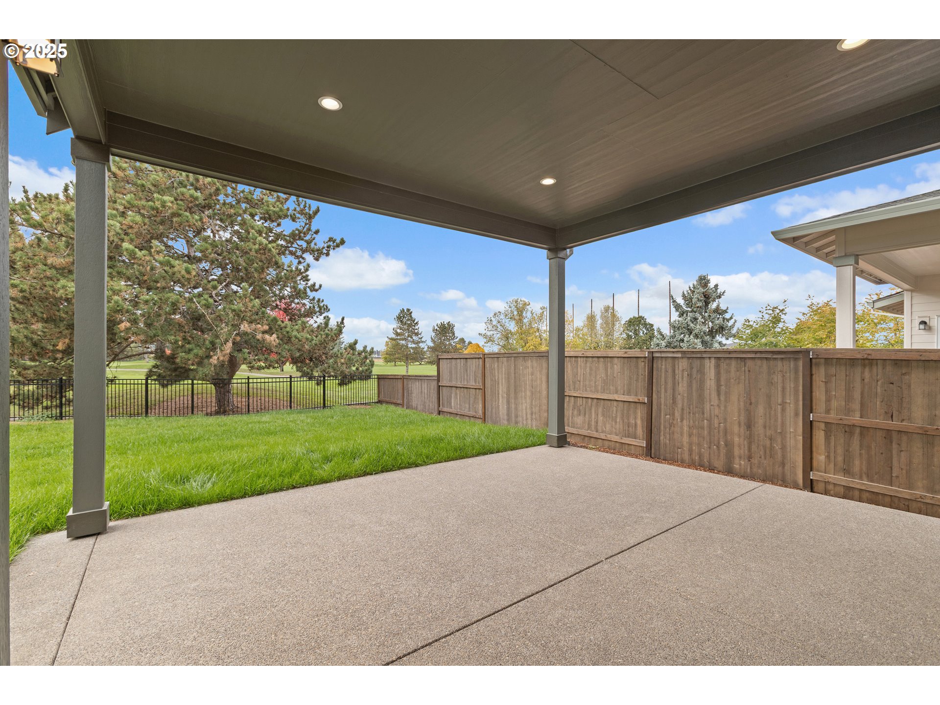 3075 Olympic Street, Unit 35 Woodburn, OR 97071 - Photo 33 of 41