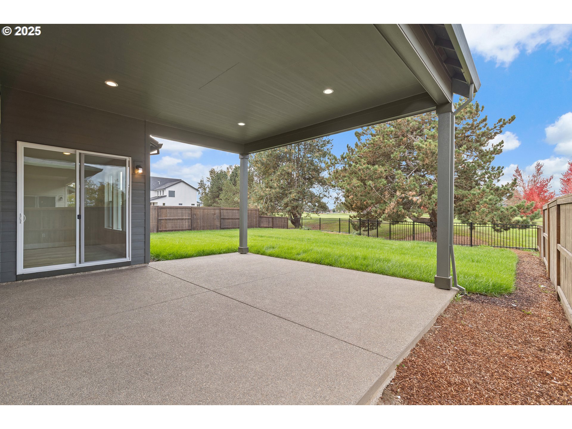 3075 Olympic Street, Unit 35 Woodburn, OR 97071 - Photo 34 of 41