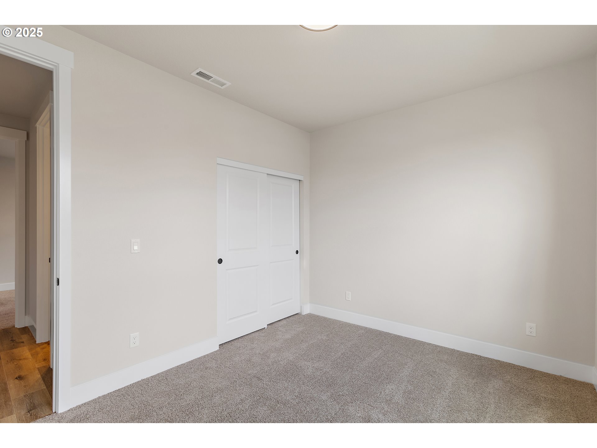 3075 Olympic Street, Unit 35 Woodburn, OR 97071 - Photo 39 of 41