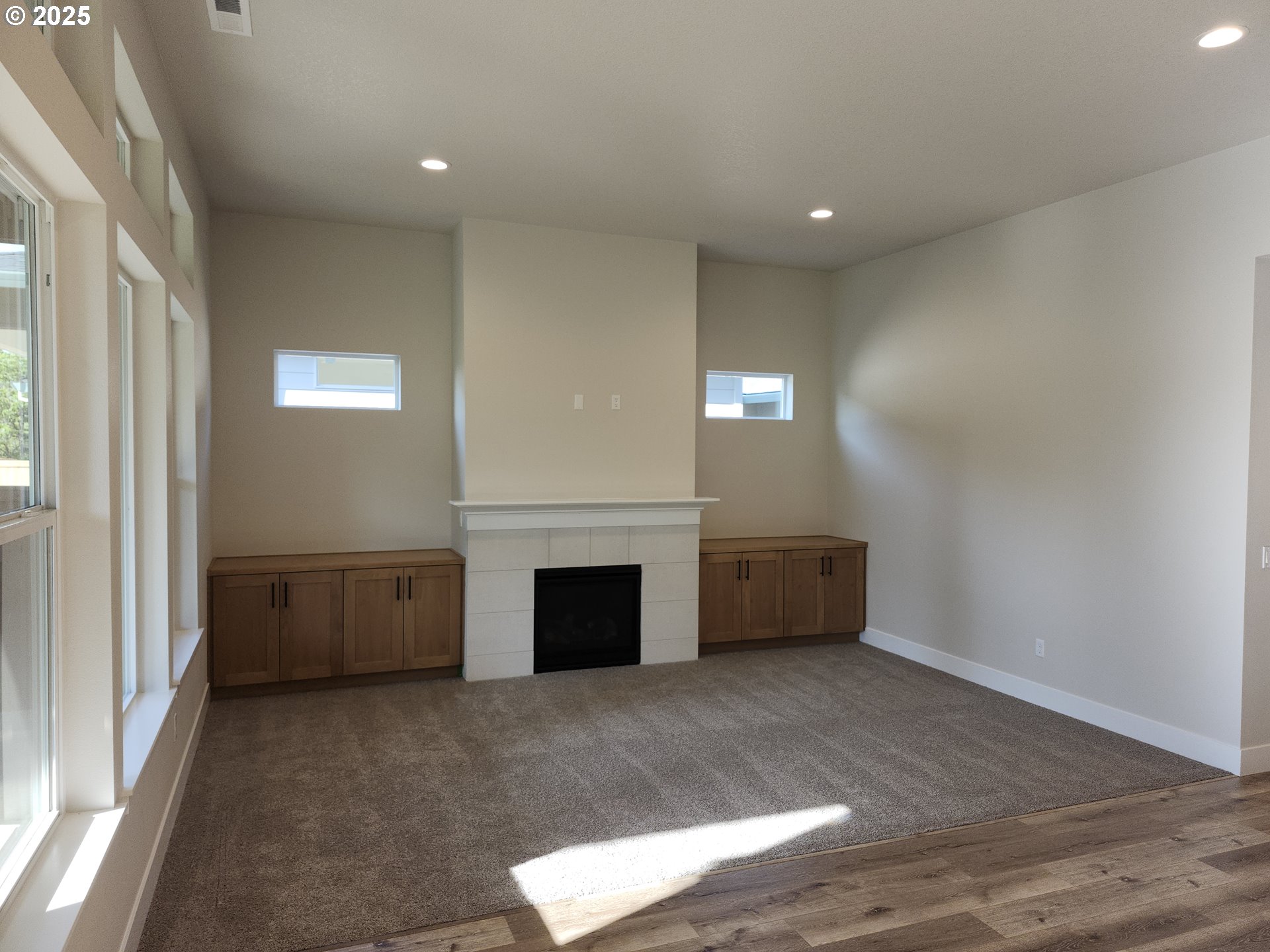 3075 Olympic Street, Unit 35 Woodburn, OR 97071 - Photo 5 of 41