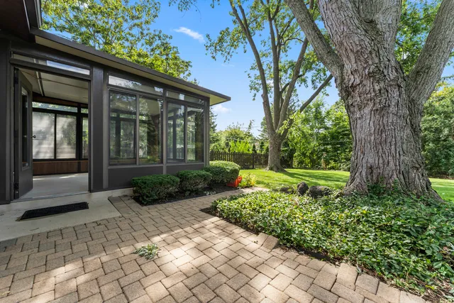 a view of a back yard of the house