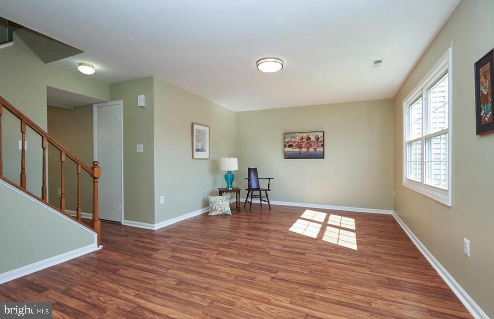 8582 Adamson Street Manassas, VA 20110 - Photo 2 of 22