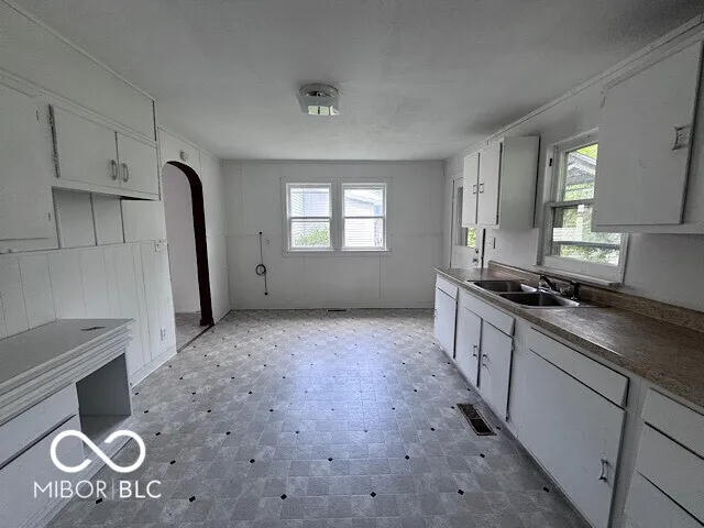 $119,900 | 625 East Beech Street, Winchester, IN 47394