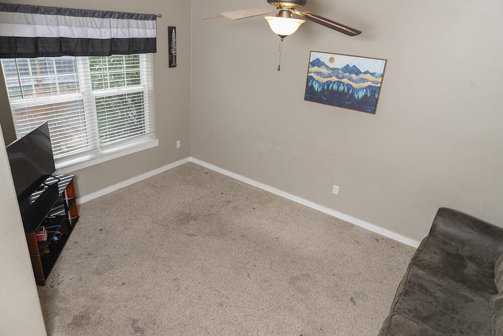 3067 Merriman Road Medford, OR 97501 - Photo 5 of 24 4