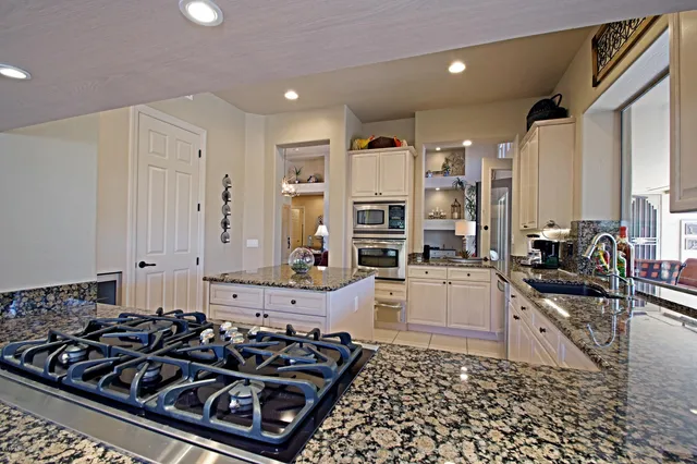 $12,000 | 6469 East Amber Sun Drive, Scottsdale, AZ 85266